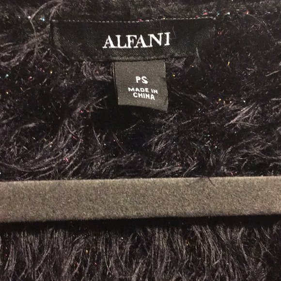 Cute sparkly sweater by Alfani - Picture 2 of 2